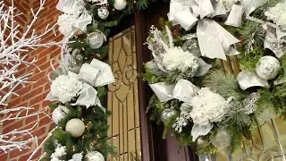 How to Decorate Your Holiday Entryway video