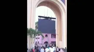 HHNXX entrance