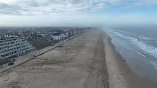 Strand en duinen in De Haan aan zee (herfstsfeer)