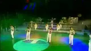 12 Girls Band - Victory