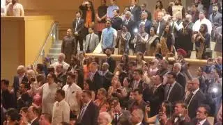 US Singer Mary Millben touches PM Modi feet after singing *India's National anthem*. Power of Nation