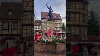 Colmar christmas market 🎄🎅🏻 #christmas #travel #christmasmarket #colmar #festival