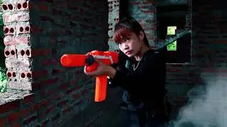 Superhero action S W A T & Two Hero Girl Nerf guns Kidnapper Combatant Rescue Prisoner Nerf war 2