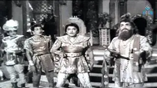 Mani Makutam - Acting like  King