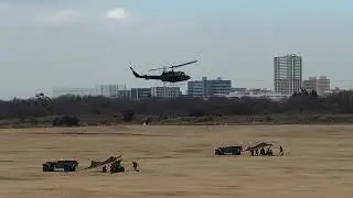 航空戦力AH-1S UH-1J CH-47J展開　降下訓練始め2026