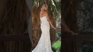Ready to say yes? Visit our website to find a L&rsquo;Amour retailer where Jessenia is waiting!