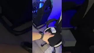 Dowinx big and tall comfy office chair, is it changing color?