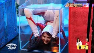 Nina Van Der Pyl - Boyard Land 25/12/2020 - France 2 - Contortion
