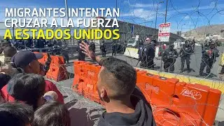Migrantes invaden el Puente Internacional Paso del Norte en Ciudad Juárez