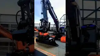 Hitachi ZX130 Excavator With a Rototilt Attachment #shorts #hitachi #excavator #rototilt #excavetor