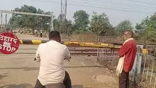 🚆 Indian Train Passing by | Powerful Train Arrival & Departure | Scenic Railway View