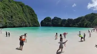 Ko Phi Phi Lee Isle and Maya Bay in Phuket - Thailand (360º)