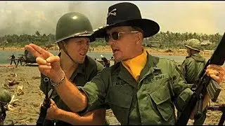 Mal d&iacute;a para el surf (escena) Apocalypse Now