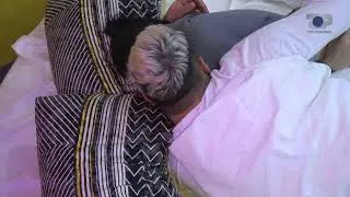 M&euml;ngjes i &euml;mb&euml;l/ Puthje dhe p&euml;rqafime mes Einxhel dhe Dagz - Big Brother Albania Vip