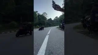 #shorts #viral #trending #short knee drag #ktmrc390 #rr310