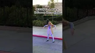 Killer dance moves during the M3GAN flash mob at Halloween Horror Nights Orlando #shorts #hhn