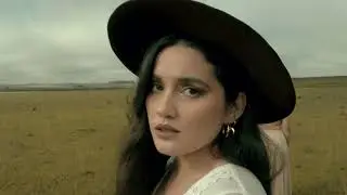 Pilar Apesetche - Atrás de la Tormenta