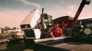 Chevy 3500 with a  Knapheide PGND Gooseneck