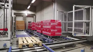 F&ouml;rdertechnik im Reinraum | Rollenbahnen und Palettenwechsler | Vertikalf&ouml;rderer