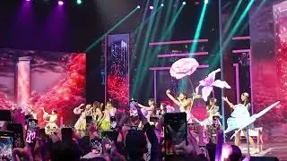 Heboh nonton JKT 48 di Studio MNC #jkt48 #coverdancer #mncstudios #heboh #joged #dancer #jkt48member