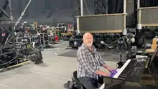 Queen + Adam Lambert sound check/ rehearsals Hammer to Fall at Nagoya Dome in Japan