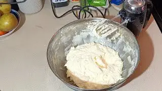 How we Whip up an Easy Cream Cheese Frosting
