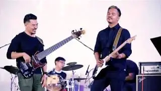 Slide - Passakorn Morasilpin /  Guitar Solo @Fender Bass Party 3 Thailand