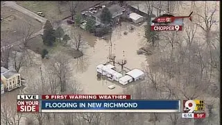 Ohio River Floods New Richmond - Chopper 9 aerial