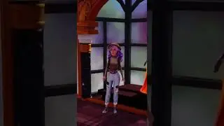 Buy All the Clothing at Scrooge&rsquo;s Shop #shorts #disneydreamlightvalley #disneygames