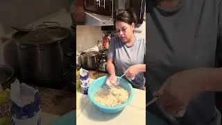 Me avent&eacute; unas tortillas de harina&hellip;con unos frijoles reci&eacute;n cocidos👩🏻&zwj;🍳😋👌🏻 #cocina