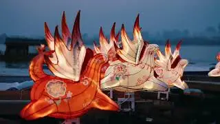 Year of Horse lantern &ldquo;Blessing Boats&rdquo; are drifting on #Hangzhou's West Lake