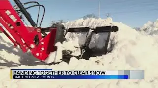 Banding together to clear snow in Bartholomew County