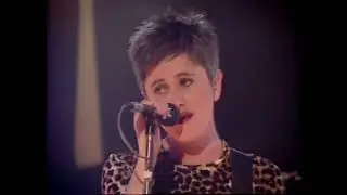 Massive Attack Feat Tracey Thorn - Protection - TOTP - 19 01 1995