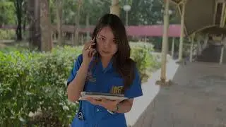 Mom- call center conversation 