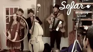 Mobius Loop - Deep In The Dale | Sofar Cambridge