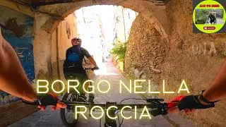 Borgo nella roccia, Maier&agrave; in MTB