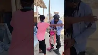 Social experiment that will make you share te&acirc;rs!🤗#real #prank #viral