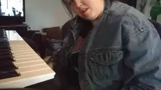 Playing amazing grace on key board by Carol spores