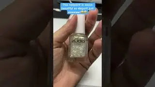 ✨ Sparkle and Shine with this Mesmerizing Glitter Nail Polish! ✨