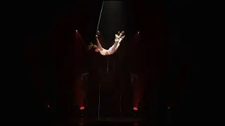 Aerial Straps Mareike Koch Artistik: Rain, In Your Black Eyes