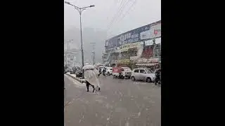 Snowfall view in Murree || Snow in Pakistan || Beautiful view of Snowfall #shorts