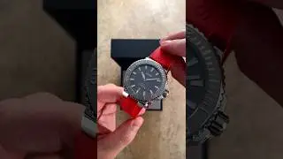 The Best ENTRY-LEVEL Luxury Dive Watch #shorts #unboxing