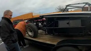 Попрощайтесь со старой машиной, приступайте к работе над новой и поднимите борт прицепа.