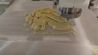 Anrich3D's 3D food printer sketches Singapore icon - guess and win!