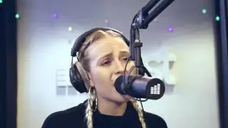 Mikaela Coco - Words (Live @ East FM)
