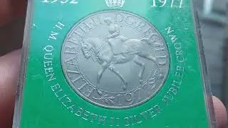 UK 1977 PLATINUM JUBILEE ONE CROWN COIN REVIEW + VALUE