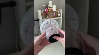 vanity cleaning 🧽🩷🫧 #cleaning #cleanwithme #asmrcleaning #preppy #makeup #makeupproducts
