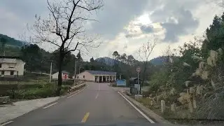中国四川广安——华蓥山最美公路，沿途风景究竟有多美？