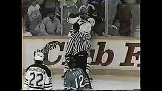 Jeff Odgers vs Scott Thornton (Newsclip) - Dec 17, 1993