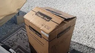 Unboxing a Magic Chef 0.9 portable washer